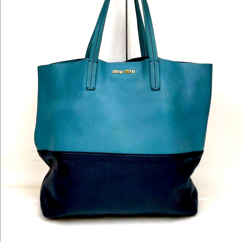 😊♥️100% Authentic Miu Miu Leather Tote